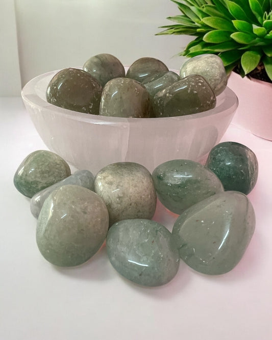 Green Aventurine Tumbled Stone – Luck, Prosperity & Abundance Stone